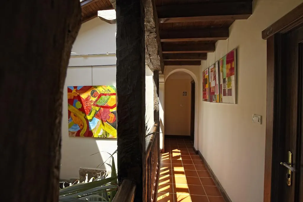 Hotel Ibarra Llantada