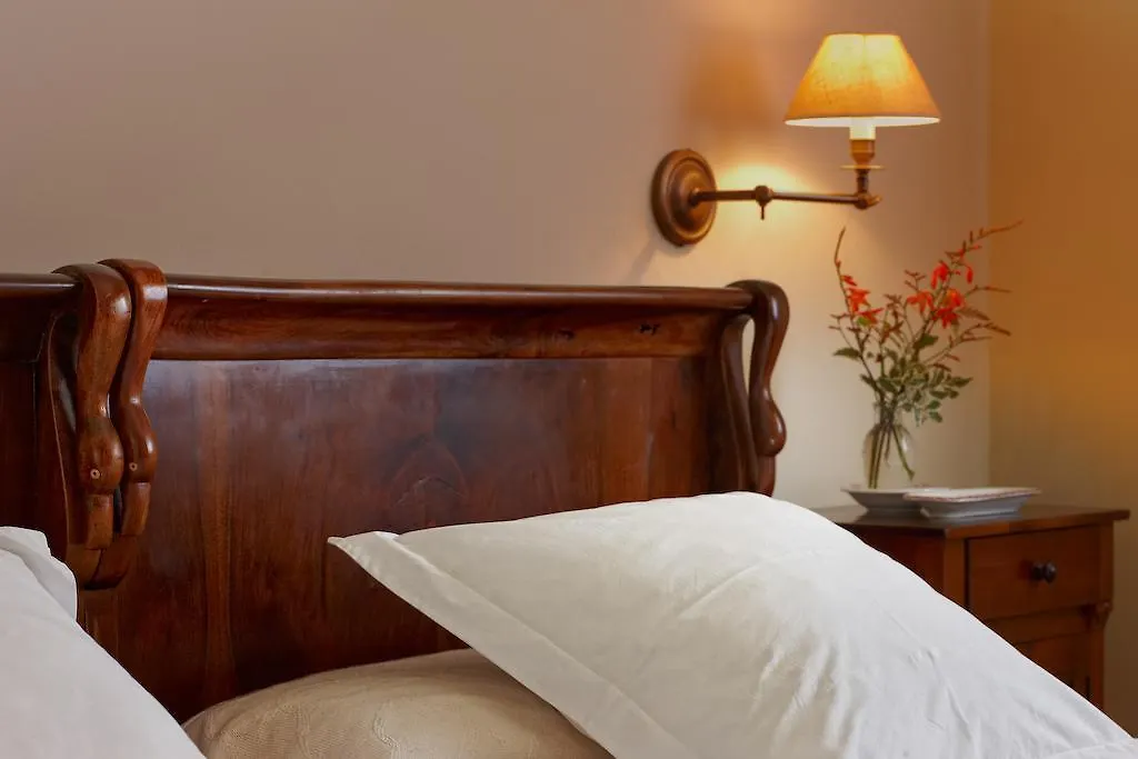 Hotel Ibarra Llantada